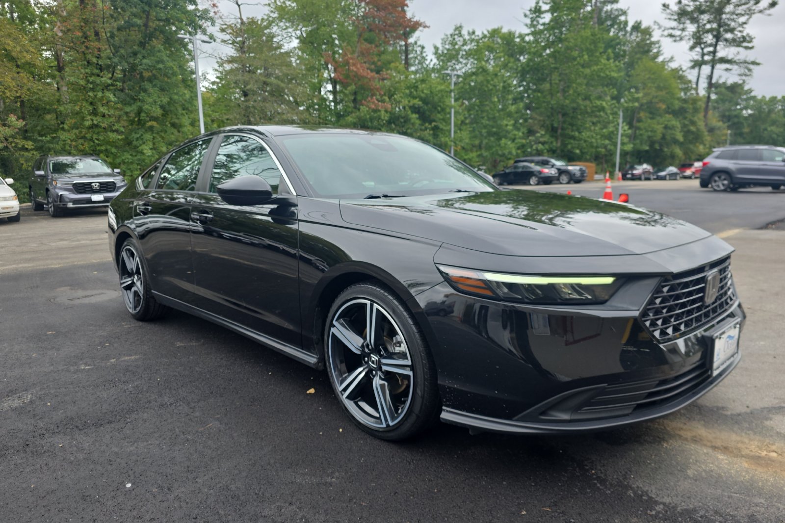 Used 2023 Honda Accord Sport image 1