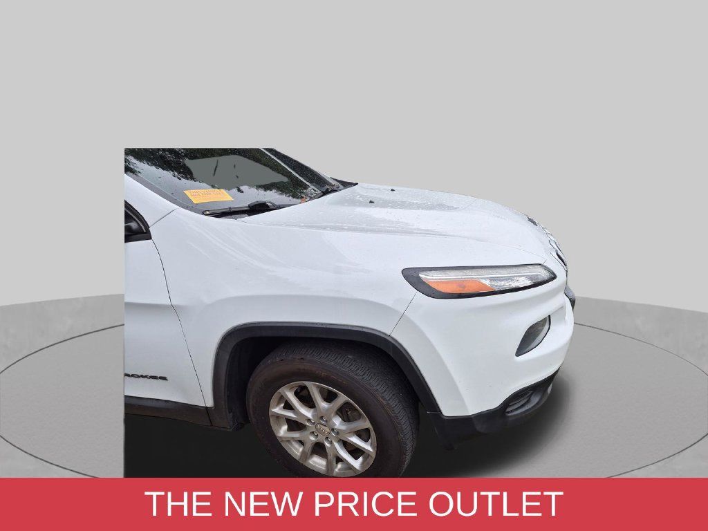 Used 2014 Jeep Cherokee Sport AWD/4WD image 6