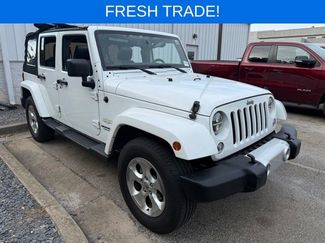 Used 2014 Jeep Wrangler Unlimited Sahara w/ Connectivity Group AWD/4WD video 1