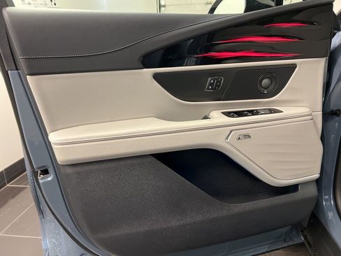 New 2026 Lincoln Nautilus Premier w/ Equipment Group 102A image 29