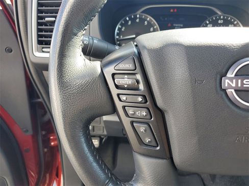 Used 2023 Nissan Frontier SV w/ SV Convenience Package image 23