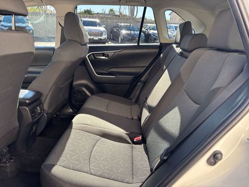 Used 2025 Toyota RAV4 XLE image 25