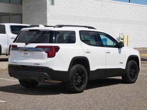 Used 2023 GMC Acadia AT4 w/ Technology Package AWD/4WD image 3