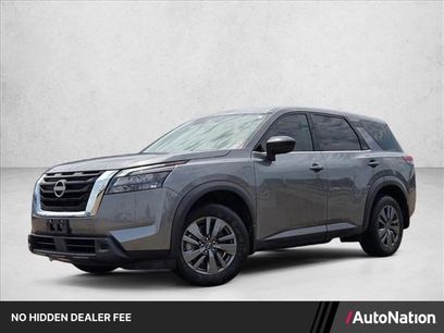 Used 2024 Nissan Pathfinder S