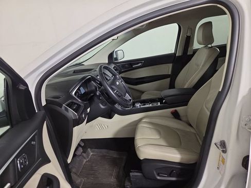 Used 2020 Ford Edge Titanium AWD/4WD image 12