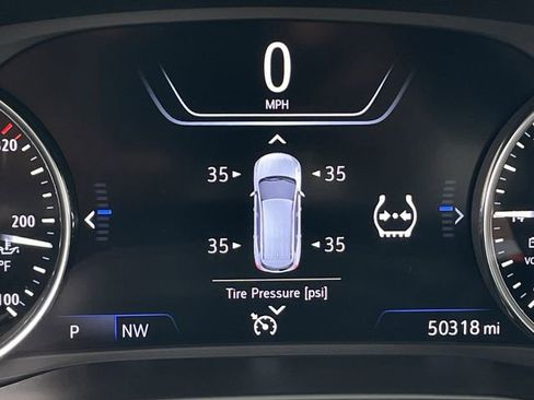 Used 2024 Buick Enclave Premium image 14