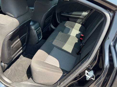 Used 2022 Dodge Charger GT image 15