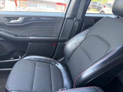 Used 2025 Ford Escape ST-Line FWD image 36