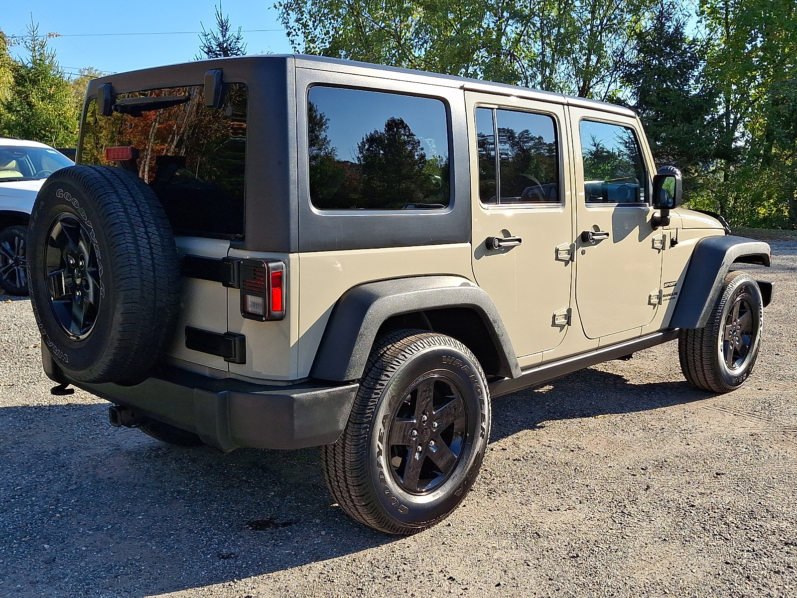 Certified 2017 Jeep Wrangler Unlimited Sport w/ Quick Order Package 24S AWD/4WD image 6