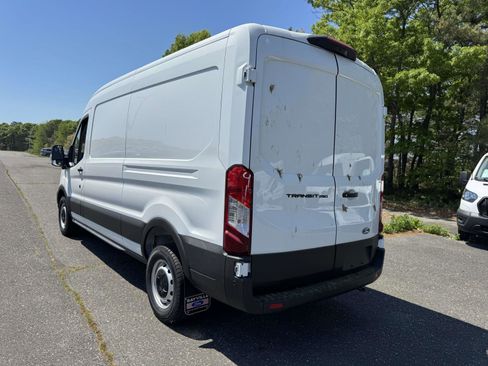 New 2026 Ford Transit 250 148 Medium Roof w/ Load Area Protection Package RWD image 5