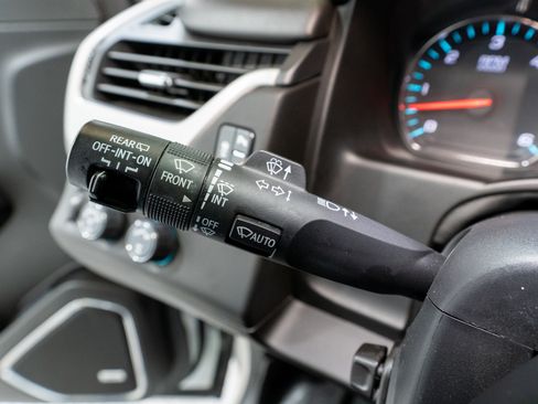 Used 2019 GMC Yukon SLT image 30