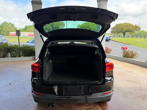 Used 2016 Volkswagen Tiguan SE FWD image 22