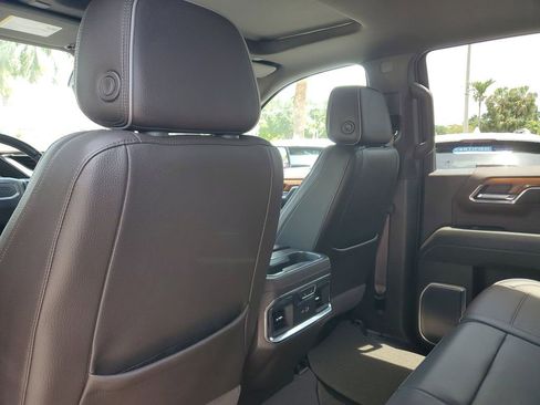 Certified 2023 GMC Sierra 1500 Denali w/ Denali Reserve Package AWD/4WD image 22