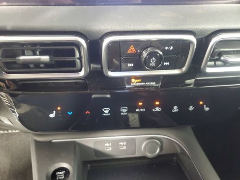 New 2026 Nissan Sentra SV w/ SV Convenience Package FWD image 21