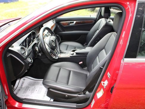 Used 2014 Mercedes-Benz C 300 4MATIC Sedan image 16
