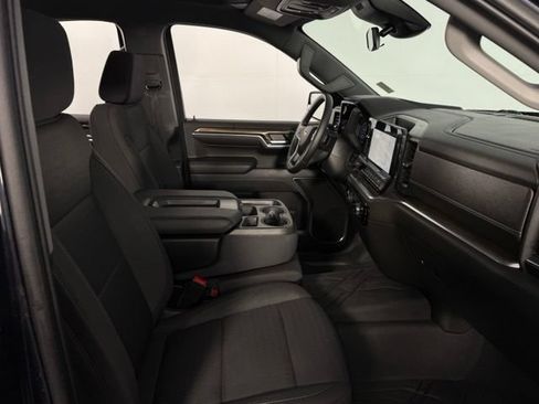 Used 2023 Chevrolet Silverado 1500 LT AWD/4WD image 14