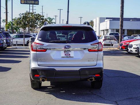 Used 2024 Subaru Ascent Touring image 5