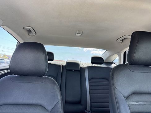 Used 2013 Ford Fusion SE FWD image 35