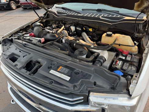 Used 2018 Ford F250 Lariat w/ Lariat Ultimate Package AWD/4WD image 22