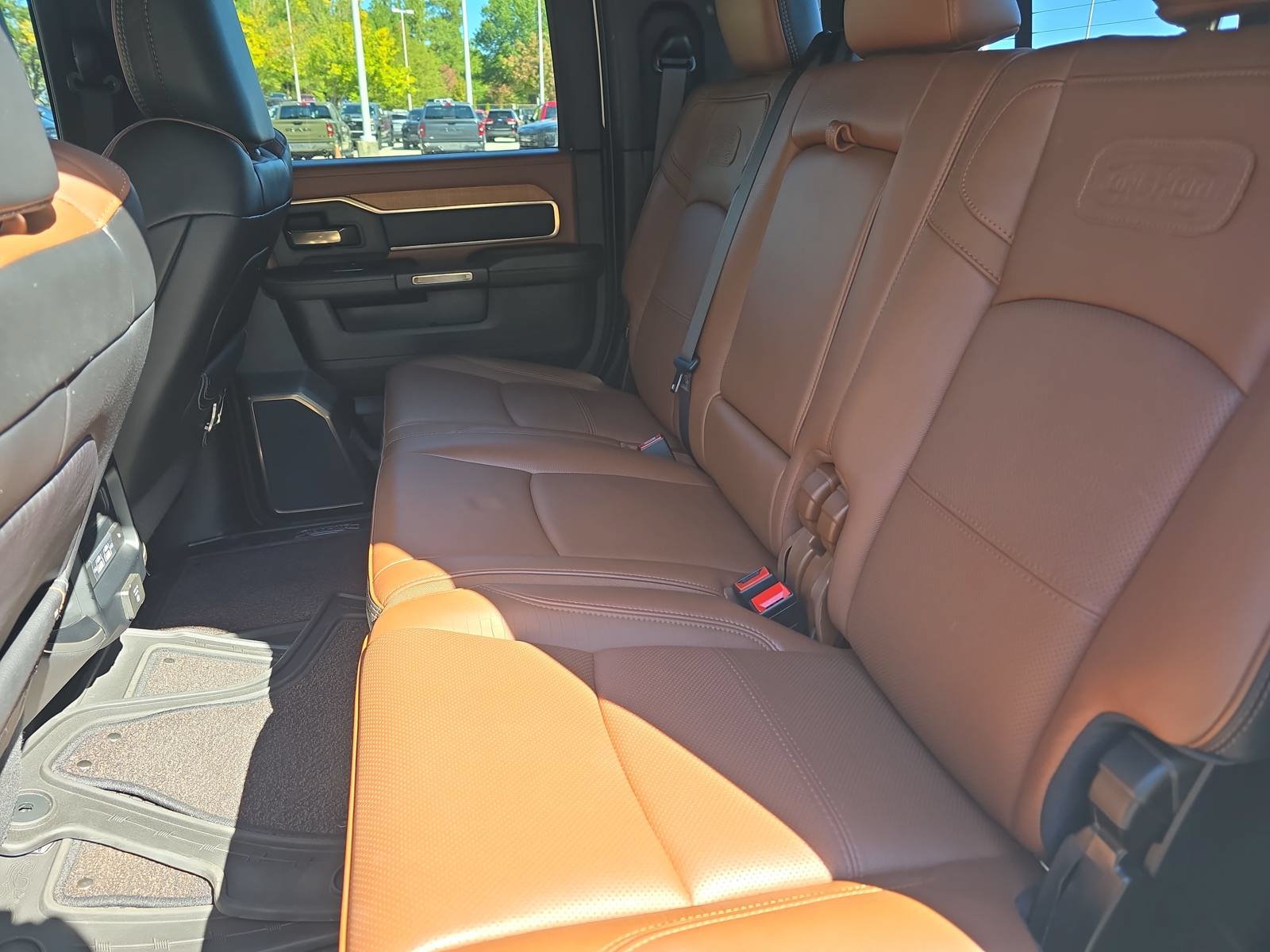 Used 2024 RAM 2500 Limited w/ Safety Group AWD/4WD image 14