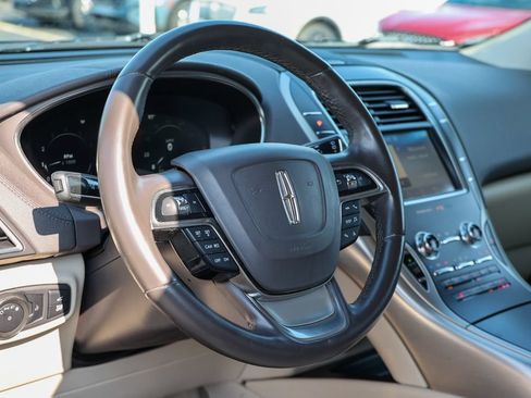 Used 2020 Lincoln Nautilus Premier w/ Equipment Group 101A AWD/4WD image 32