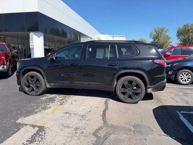 Used 2025 GMC Acadia Elevation w/ Elevation Premium Package FWD image 8