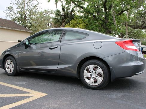 Used 2013 Honda Civic LX image 4