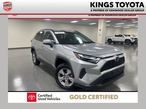 Used 2025 Toyota RAV4 XLE image 1