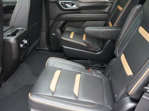 Used 2022 GMC Yukon AT4 AWD/4WD image 25