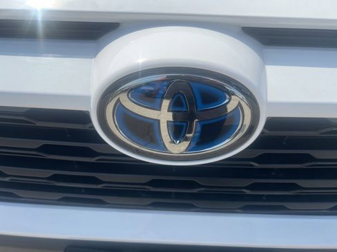 Used 2023 Toyota RAV4 XLE w/ Convenience Package AWD/4WD image 31