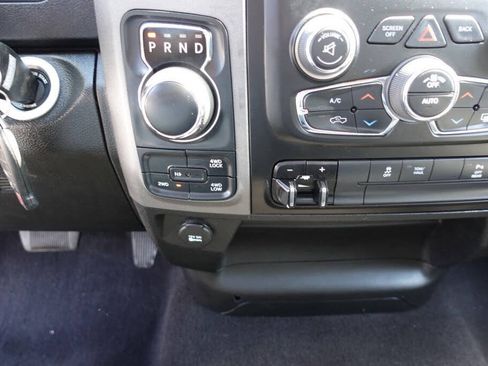 Used 2022 RAM 1500 Express w/ Wheel & Sound Group AWD/4WD image 42
