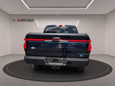 Used 2024 Ford F150 Lightning Lariat image 4