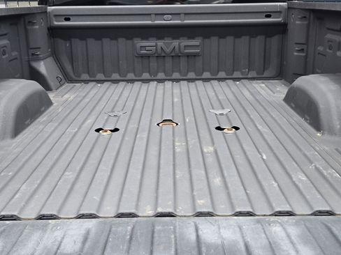 Used 2025 GMC Sierra 3500 Denali Ultimate w/ LPO, GMC Protection Package AWD/4WD image 10