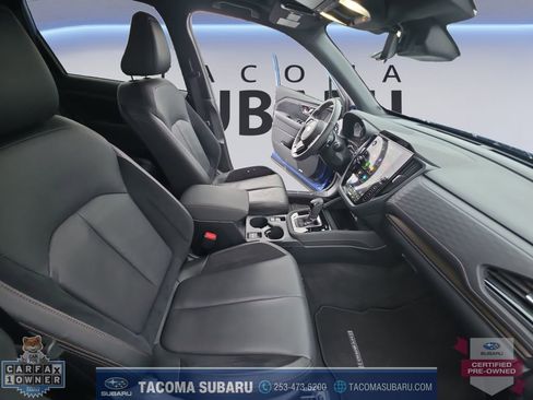 Used 2025 Subaru Forester Touring image 17