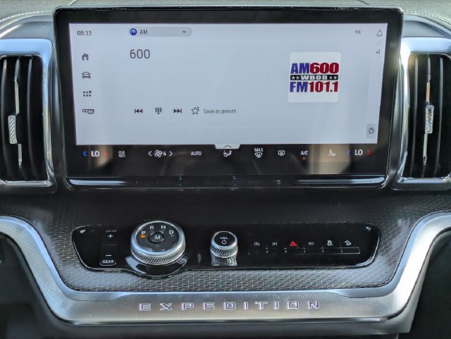 Certified 2027 Ford Expedition Platinum w/ Stealth Performance Package AWD/4WD image 17