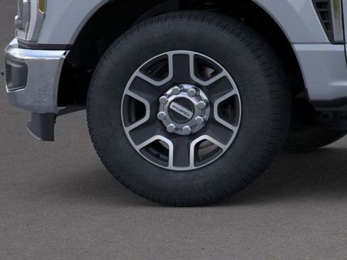 New 2026 Ford F250 Lariat image 19