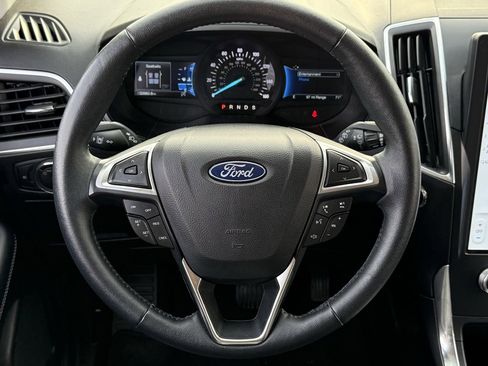 Used 2024 Ford Edge Titanium AWD/4WD image 12