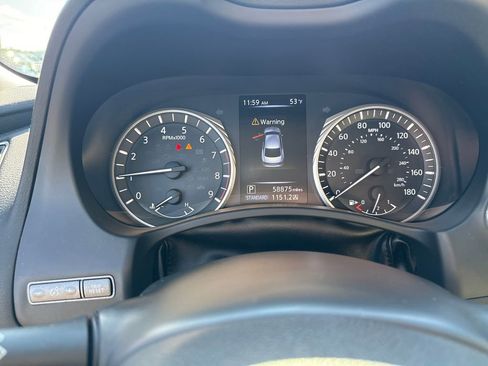 Used 2018 INFINITI Q50 Luxe image 16