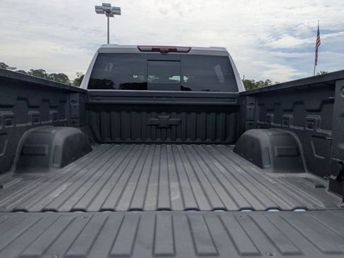 Certified 2026 Chevrolet Silverado 1500 ZR2 AWD/4WD image 14