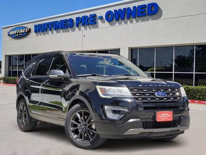 Used 2017 Ford Explorer XLT w/ Equipment Group 202A