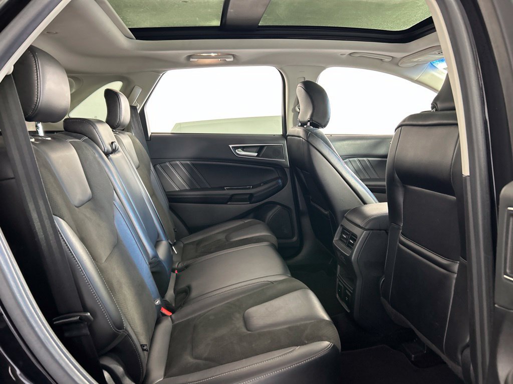 Used 2016 Ford Edge Sport w/ Equipment Group 401A AWD/4WD image 22