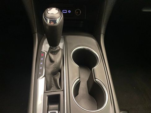 Used 2019 Chevrolet Equinox LT FWD image 15