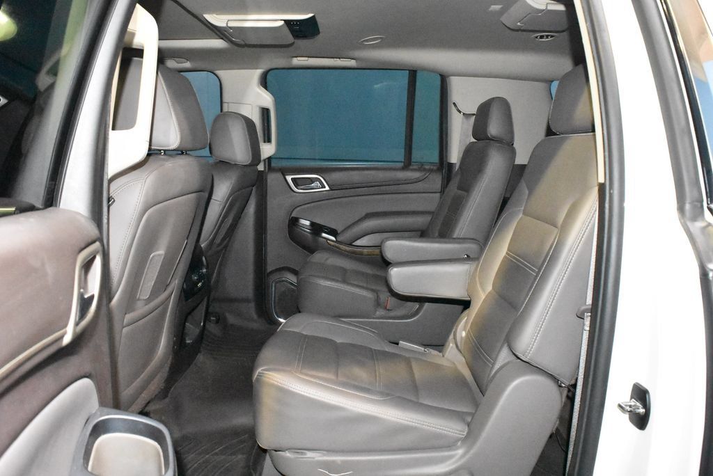 Used 2015 GMC Yukon XL Denali w/ Touring Package AWD/4WD image 20