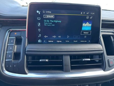 Used 2024 Chevrolet Suburban Premier image 19