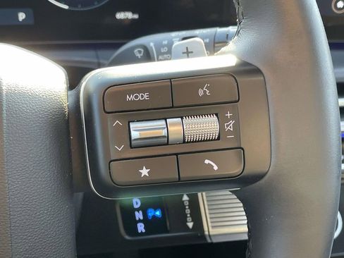 Certified 2025 Hyundai Santa Fe Limited image 12