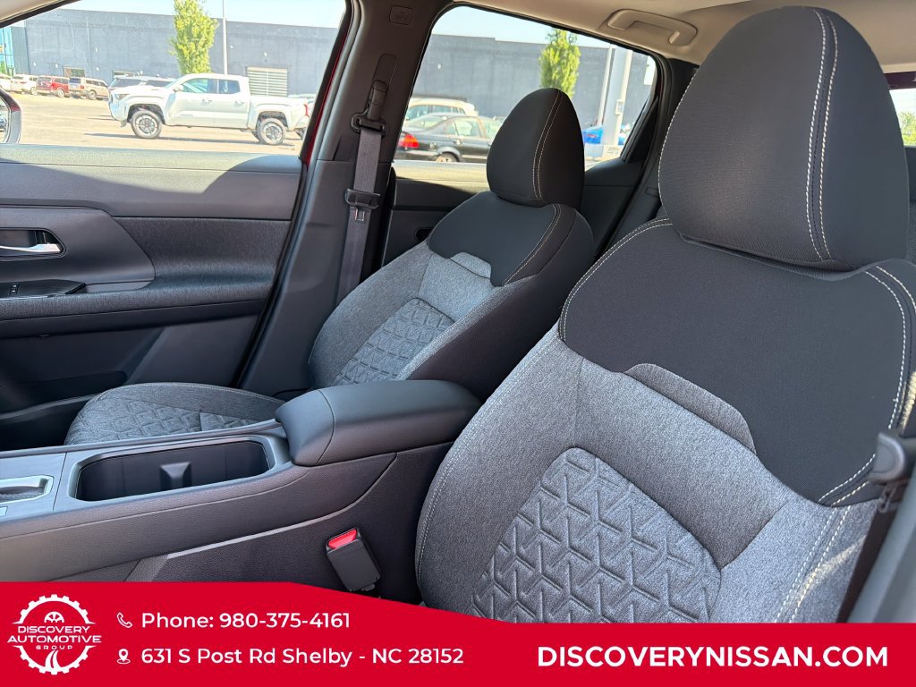 New 2026 Nissan Kicks SV w/ SV Premium Package AWD/4WD image 13