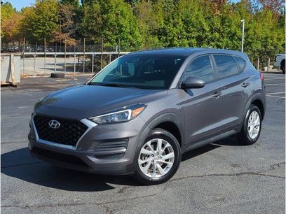 Used 2021 Hyundai Tucson SE w/ Cargo Package