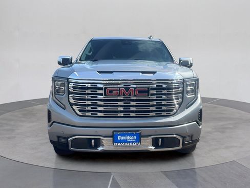 Used 2023 GMC Sierra 1500 Denali w/ Denali Reserve Package AWD/4WD image 10