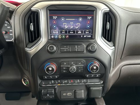 Used 2019 Chevrolet Silverado 1500 LTZ w/ LTZ Convenience Package AWD/4WD image 36