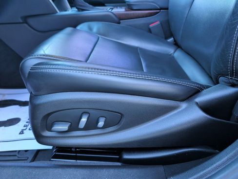 Used 2019 Cadillac XTS FWD image 9